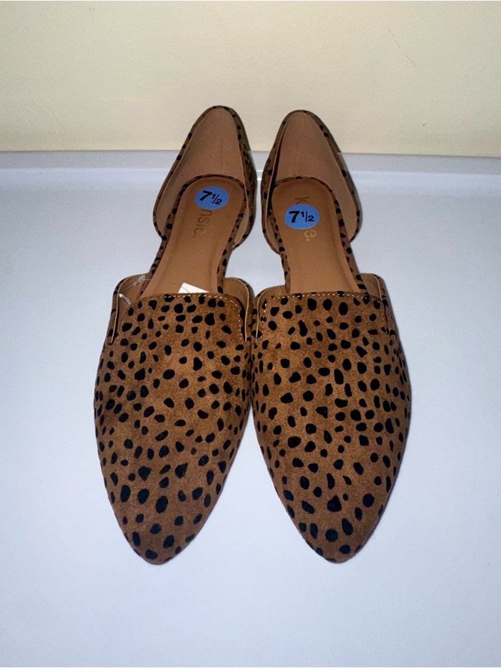 NWT Kensie Leopard Print Pointed D'Orsay Flats Brown/Black - Picture 2 of 10